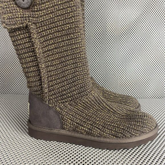 UGG Classic Cardy II Knit Sweater Boot Womens Size 8 Brown Sheepskin Lining - Picture 7 of 12